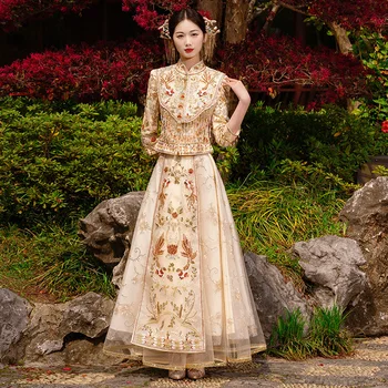Вышивка шампанским Cheongsam Китайская пара Свадебная одежда Костюм Свадебное платье с кисточками из бисера